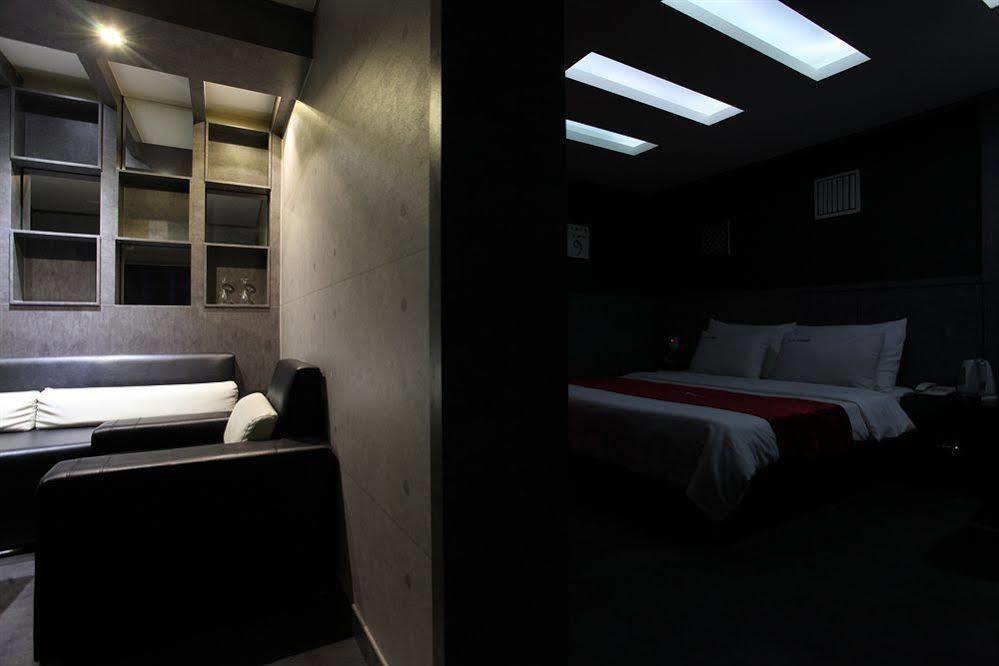 Hotel Tomgi Сеул Екстериор снимка